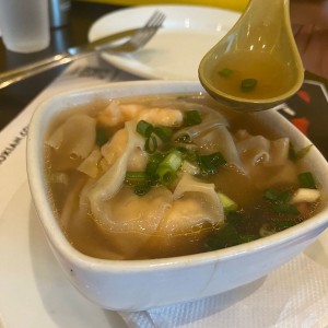 11 - Sopa de wanton (camarones)