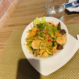 Arroz Thai Mixto