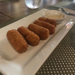 Croquetas de salmon