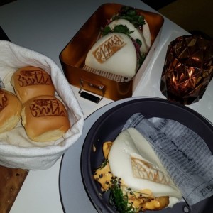 Rockshrimp & porkbelly buns