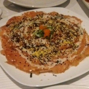 sushi pizza de salmon