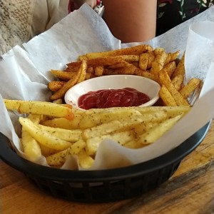 Papas Fritas Finas Hierbas y Paprika