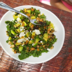 BOWLS  kale aguacate garbanzos 