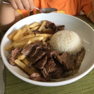 lomo saltado