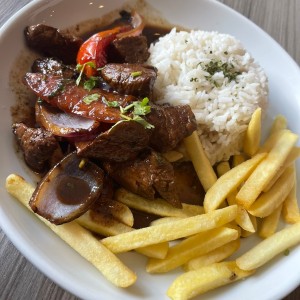 PLATOS PRINCIPALES - Lomo Saltado