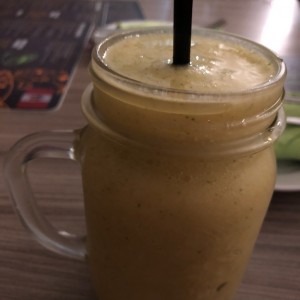 jugo de maracuya con hierba buena 