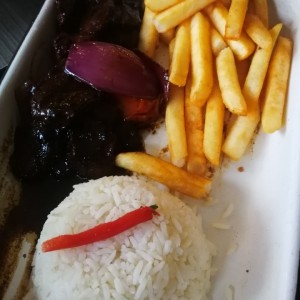 Lomito Saltado