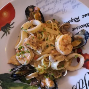 linguini frutti di mare