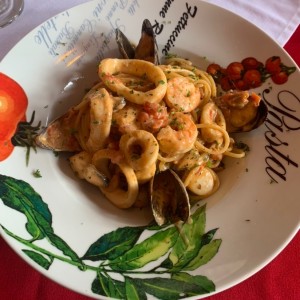 spaguetti frutti di mare 