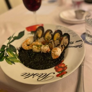 Risotto al nero di seppia