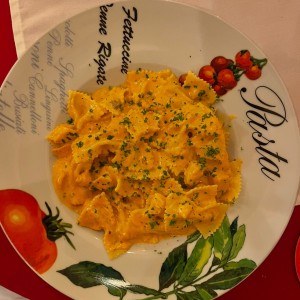 Farfalle Al Salmone e Vodka