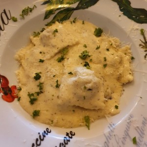 ravioli genovese un Panna tartufata