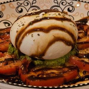 Antipasti - Burrata Caprese