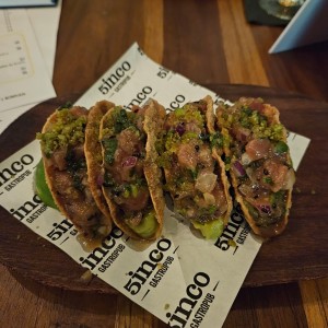 ENTRADAS - POKE TUNA TACOS