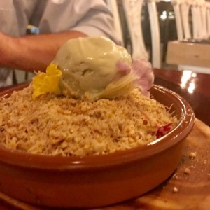 Postre especial, Baklava con Helado de Pistacho