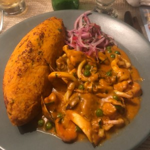 TACU TACU DE MARISCOS