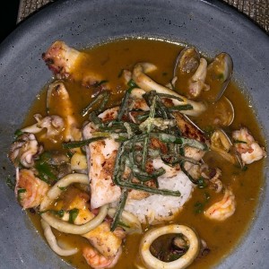 PESCADO EN SALSA DE PARIHUELA