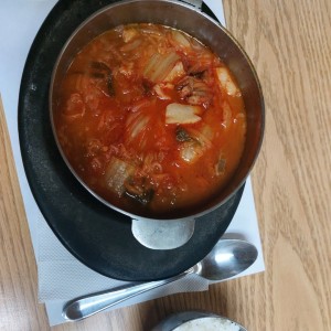 sopa de kimchi