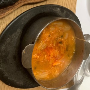 sopa de kimchi