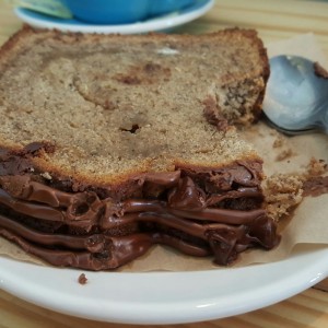 Cake de guineo con nutella