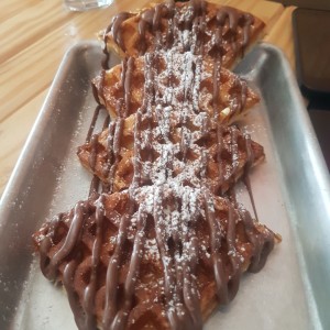 Waffles con Nutella