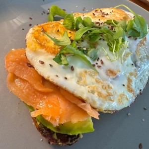 Tostadas - Aguacatadas