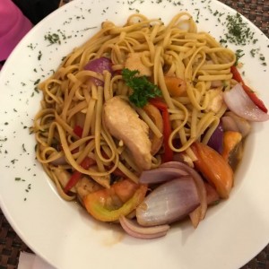 saltado de pollo