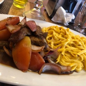 Lomo Saltado