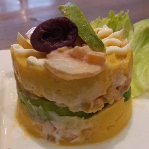 Causa Rellena de Camarones