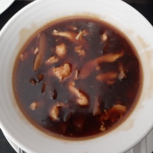 sopa de hongos y pollo