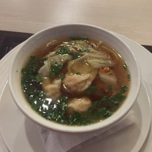 sopa de wanton 