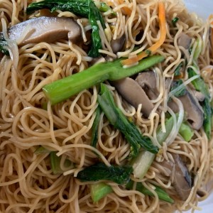 Lo Mein de Vegetales