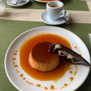 Flan de coco