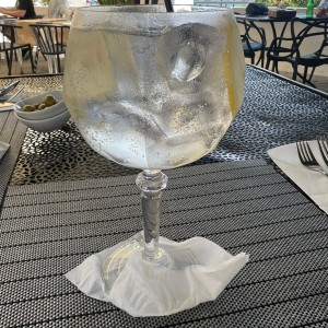 Gin Hendricks 