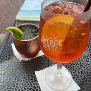 moscow mule y aperol spritz