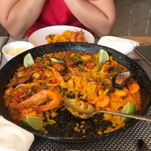 paella de mariscos