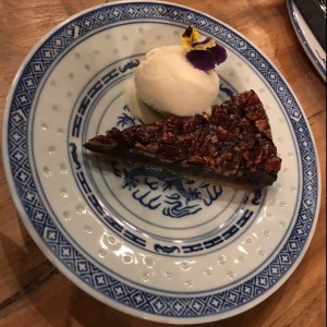 WHISKEY CHOCOLATE PECAN PIE ??