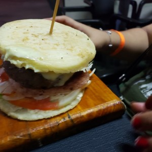 hamburguesa de arepa 