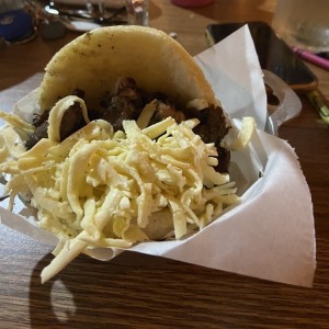 Carne asada con queso blanco 