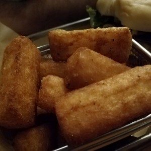 yuca frita 