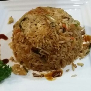 Yakimeshi de Pollo