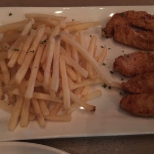 chicken fingers con papas