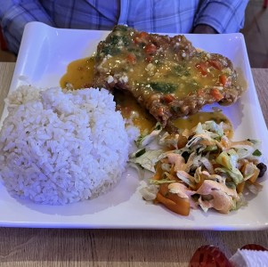 Filete de pescado al ajillo