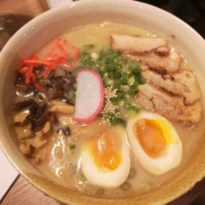 tonkotsu de puerco