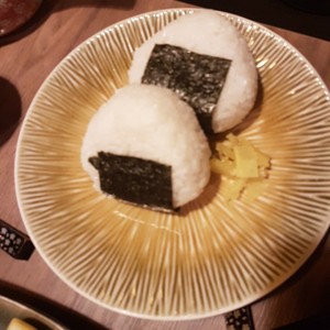 Onigiri de ciruela