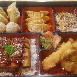 bento con anguila