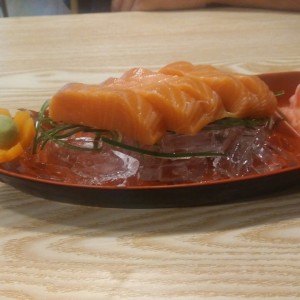 sashimi de salmon