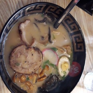  tonkatsu ramen (??????)