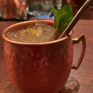 moscow mule version ron + maracuya