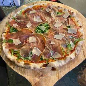 Pizza Prosciutto e Tartufo